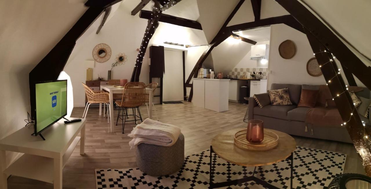Logement Cosy Renove Au Pied De La Cathedrale Avec Climatisation Реймс Экстерьер фото